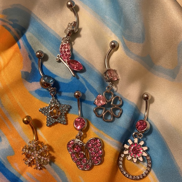 6 Random Belly Rings - Picture 2 of 4